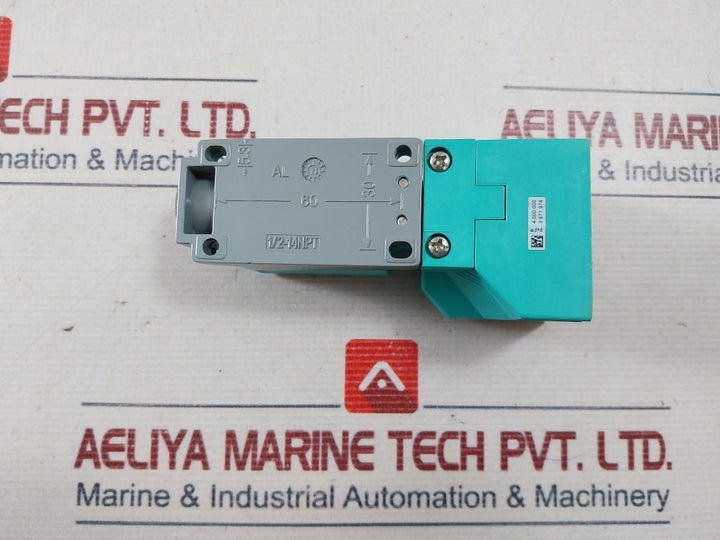 Pepperl+Fuchs Nj40+U4+N Proximity Sensor