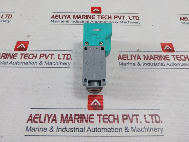 Pepperl+Fuchs Nj40+U4+N Proximity Sensor