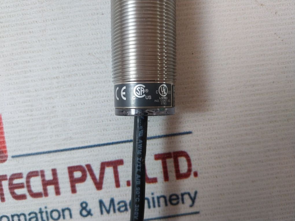 Pepperl+Fuchs Nmb8-30Gm80-us-fe Proximity Switch Sensor 480.34.00.60