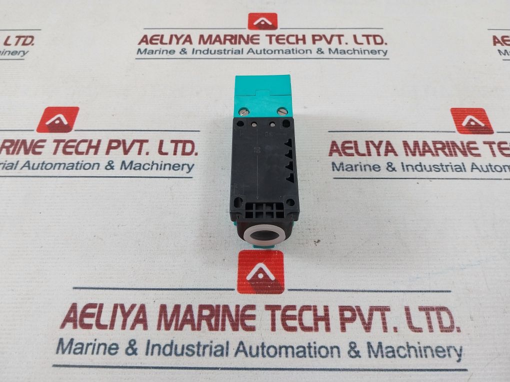 Pepperl+Fuchs Varikont 07183 Proximity Sensor Ex-83/2022X