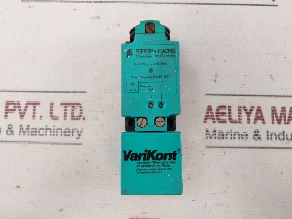 Pepperl+Fuchs Varikont En 50 044 Plug In Proximity Sensor
