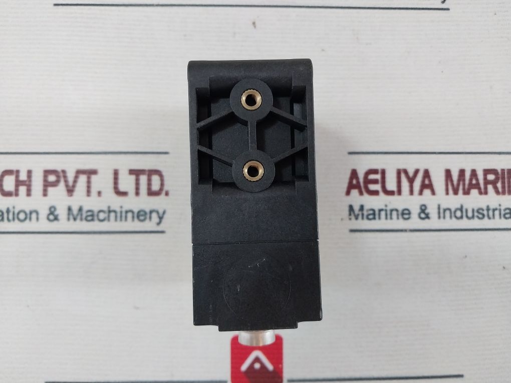 Pepperl+Fuchs Vdm70-250-r/20/87/160 Sensor Laser 18-30V Dc
