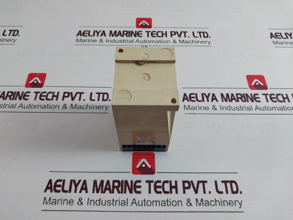 Pepperl + Fuchs We 77/Ex2 Switch Amplifier 01669 S 250 Vac