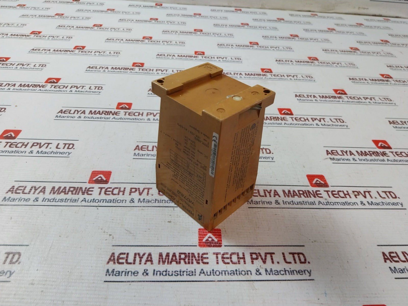 Pepperl+Fuchs We77/Ex2 Isolated Switch Amplifier 01669S 250V Aeliya Marine Tech