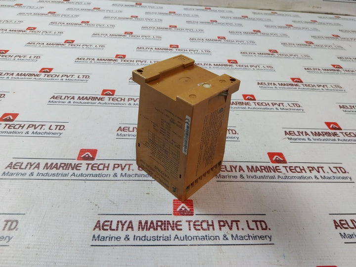 Pepperl+Fuchs We77/Ex2 Isolated Switch Amplifier 01669S 250V