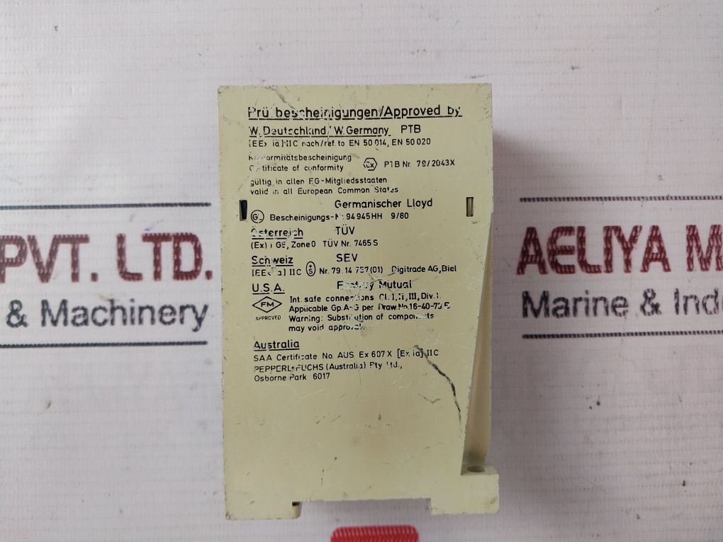 Pepperl+Fuchs We 77/Ex1 Isolated Switch Amplifier 01544S