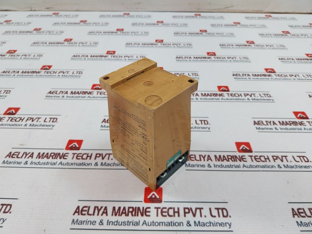 Pepperl+Fuchs We 77/Ex2 Switch Amplifier 01669 S