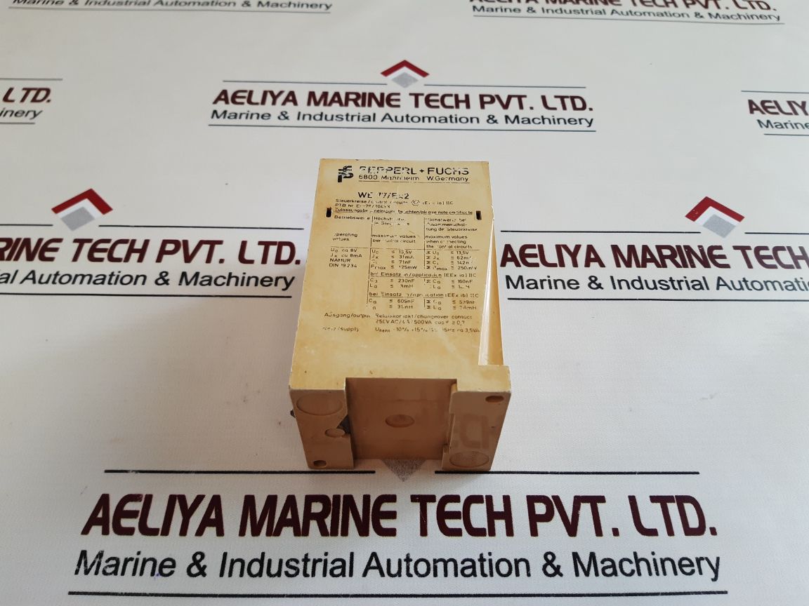 Pepperl+Fuchs We77/Ex2 Switch Amplifier 01669S