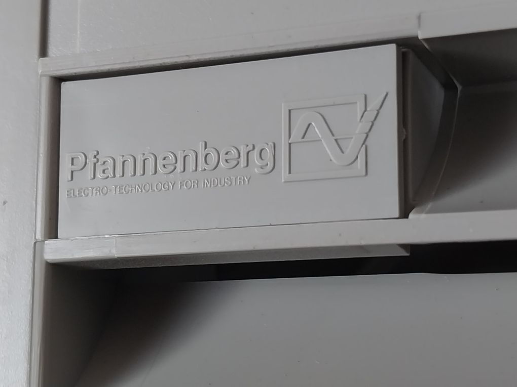 Pfannenberg Pf 2500 Filter Fan 11027152000