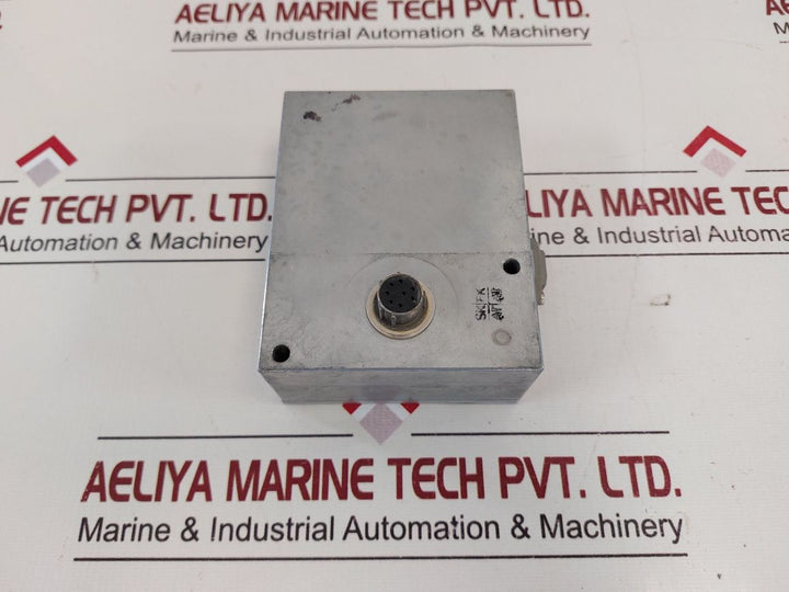 Pfeiffer vacuum pm c01 720 turbomolecular pump controller tc600