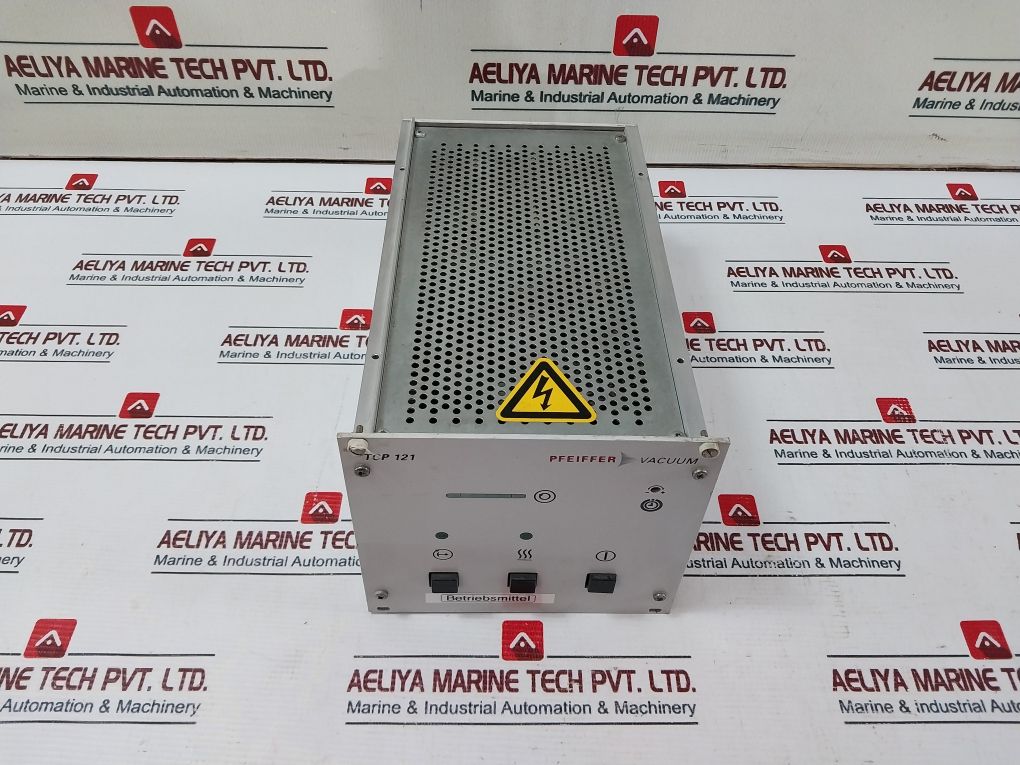 Pfeiffer Vacuum Tcp 121 Turbo Pump Controller Pm C01 497 B
