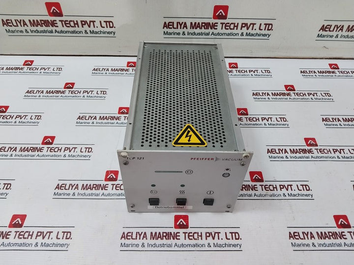 Pfeiffer Vacuum Tcp 121 Turbo Pump Controller Pm C01 497 B
