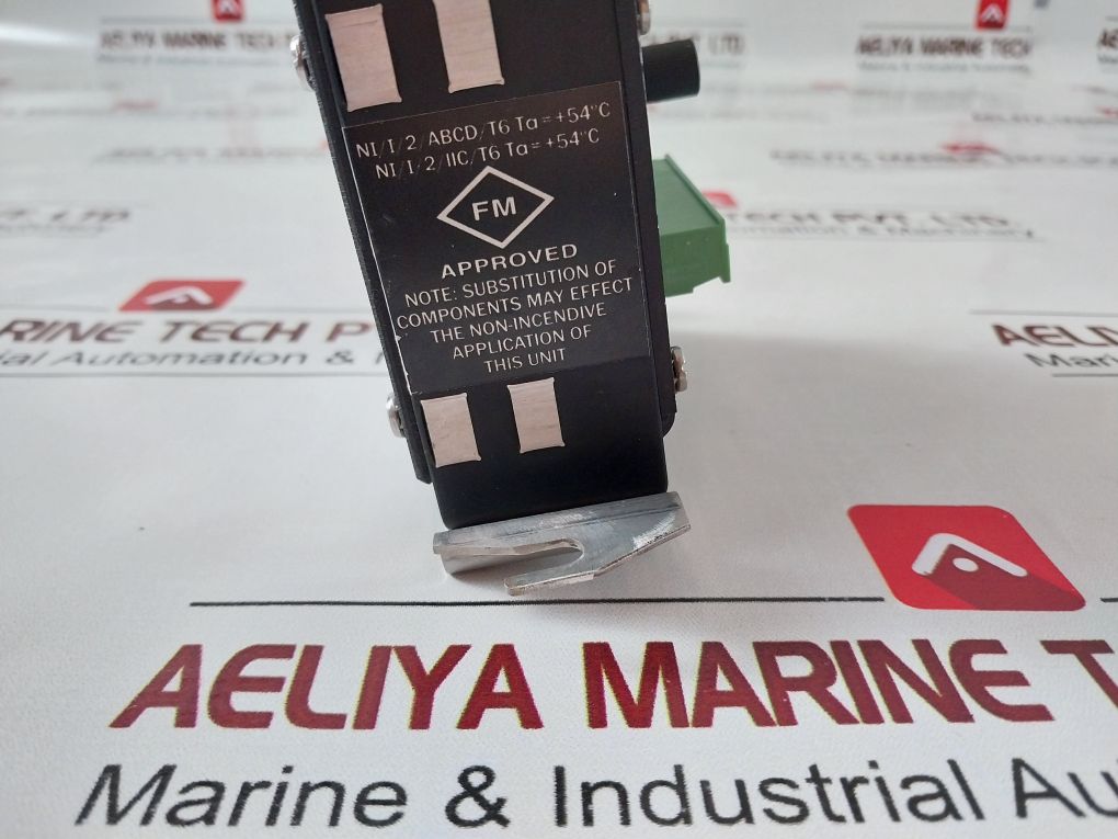 Pharos Marine Am8/1X6/C Automatic Power Stabrite Led