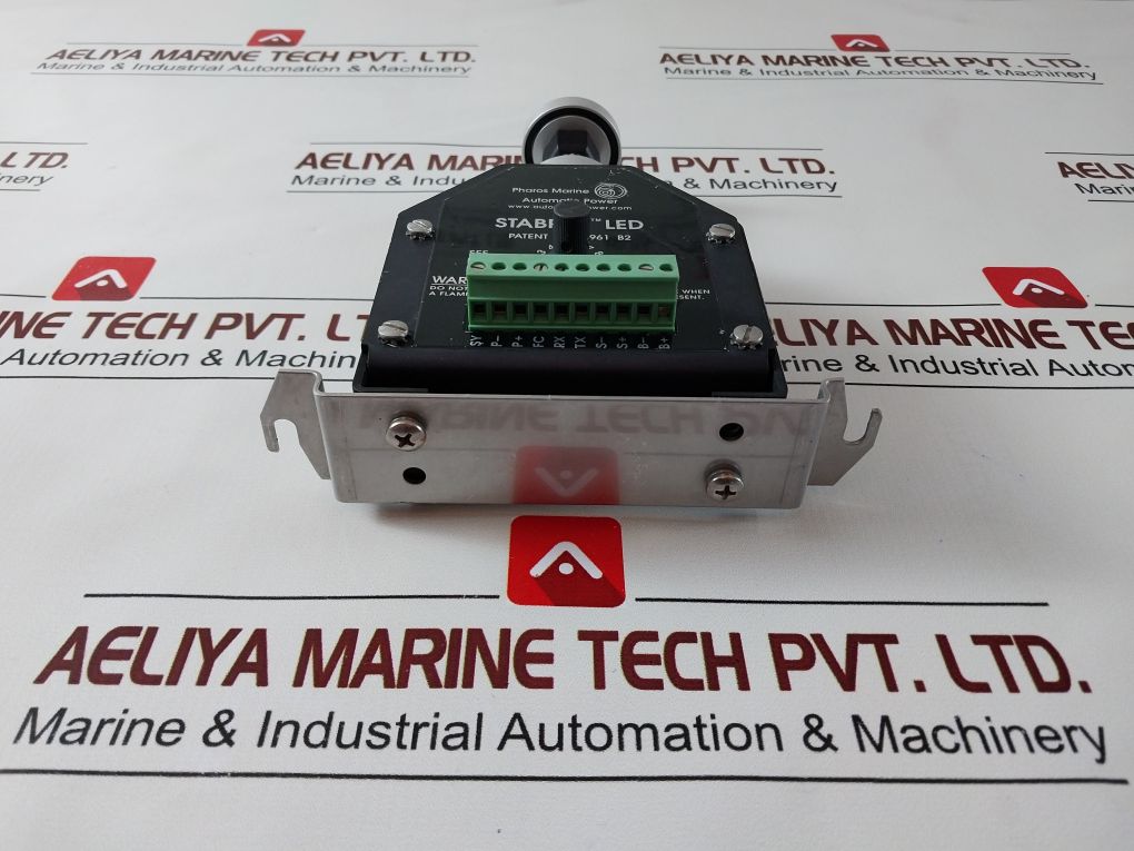 Pharos Marine Am8/1X6/C Automatic Power Stabrite Led