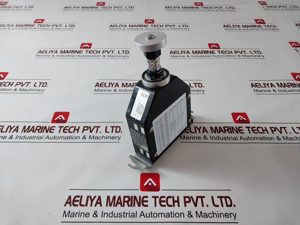 Pharos Marine Am8/1X6/C Automatic Power Stabrite Led