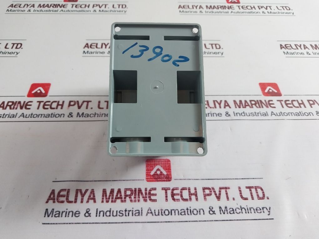 Philip Hauge Cuhv 316-11 Interlocked Socket 16A 11H/440-460Vac