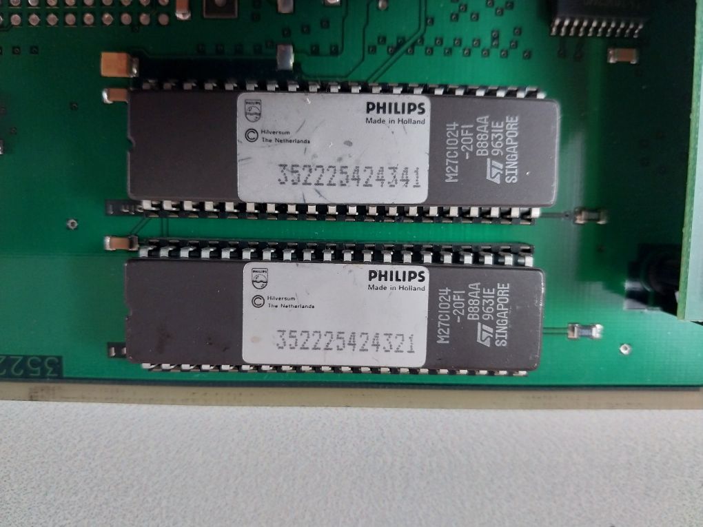 Philips 9562 155 53108 Va 94V0