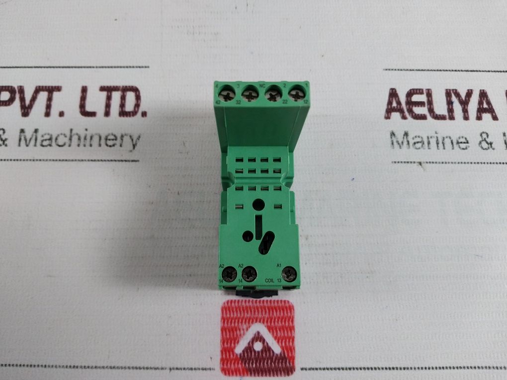 Lot Of 10X Phoenix Contact 28 33 576 Relay Socket