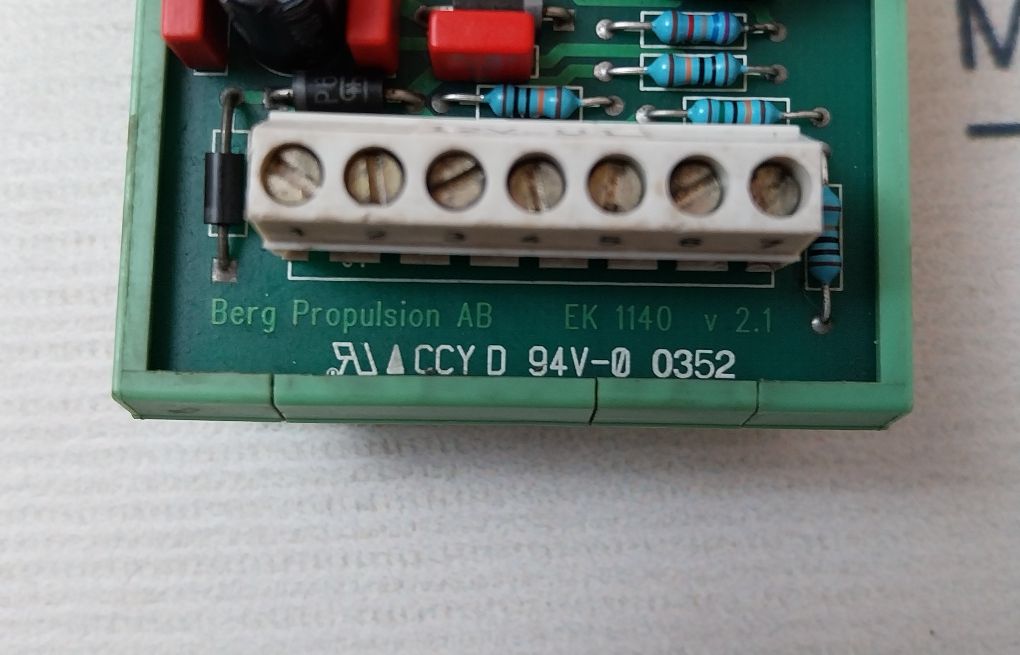 Phoenix Contact Ek 1140 V 2.1 Terminal Block Interface Module Umk-se 11,25