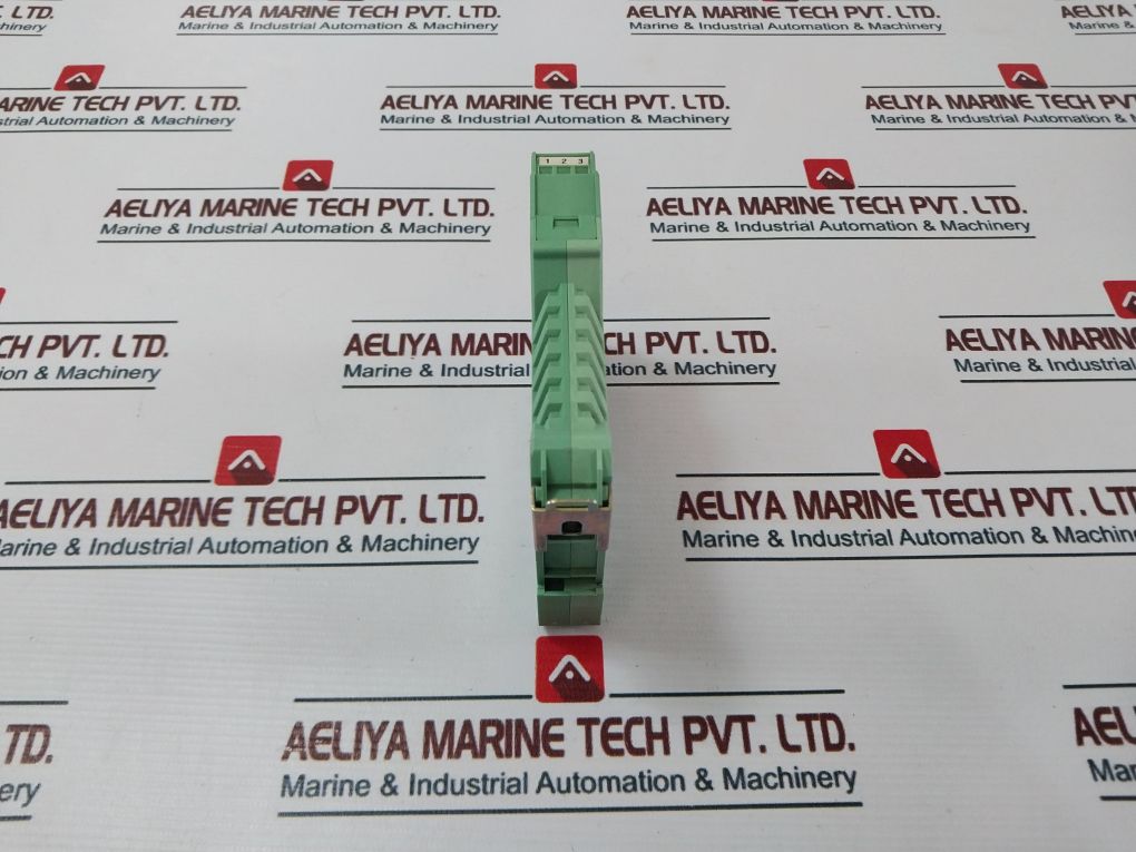Phoenix Contact Mcr-c-ui-ui-dci Signal Conditioner Converter 18-31.2 Vdc 60Ma
