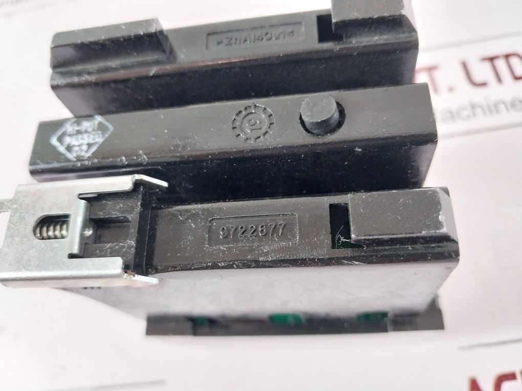 Phoenix Contact Quint-diode/40 Power Supply Module 2938963 Free Shipping