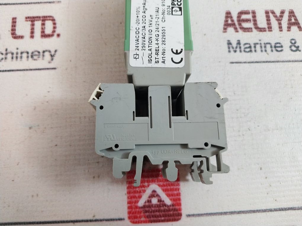 Phoenix Contact St-rel4-kg 24/21-21/Au Relay Connector With Base