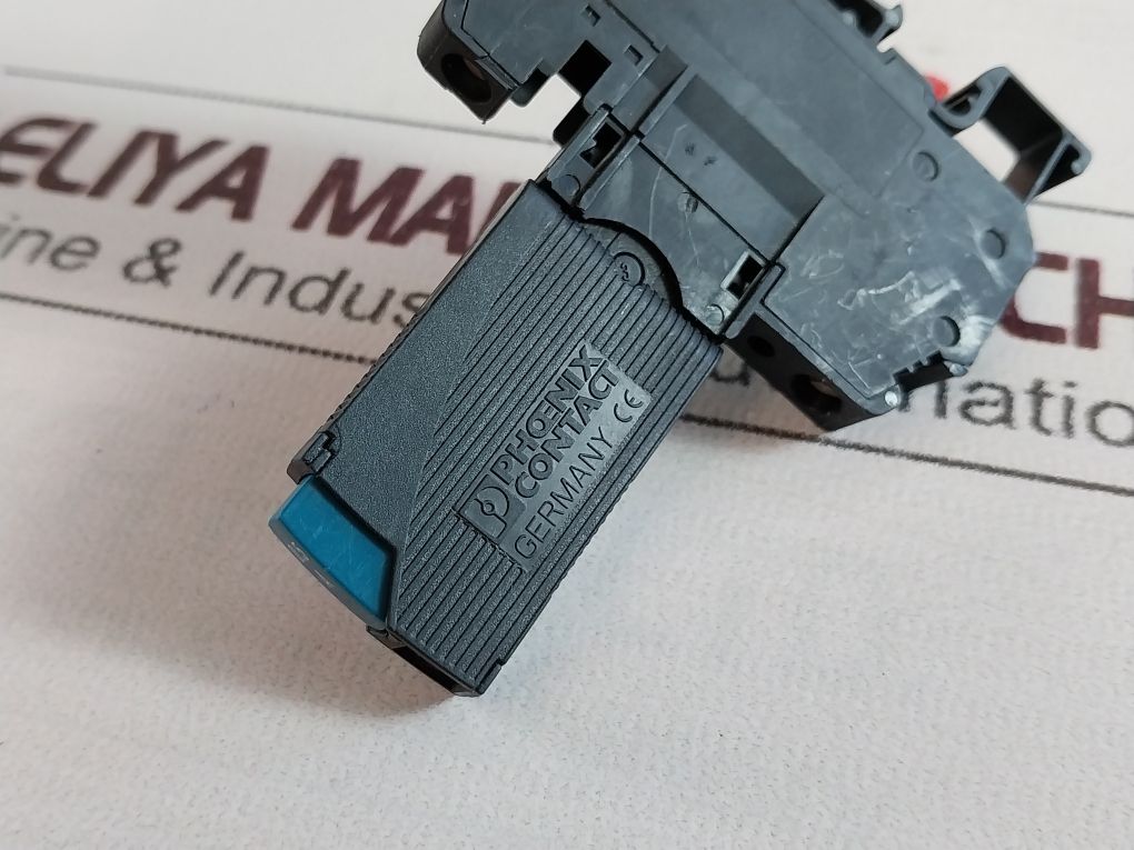 Phoenix Contact Uk 6-fsi/C Terminal Block With Circuit Breaker Tcp 0,5 A