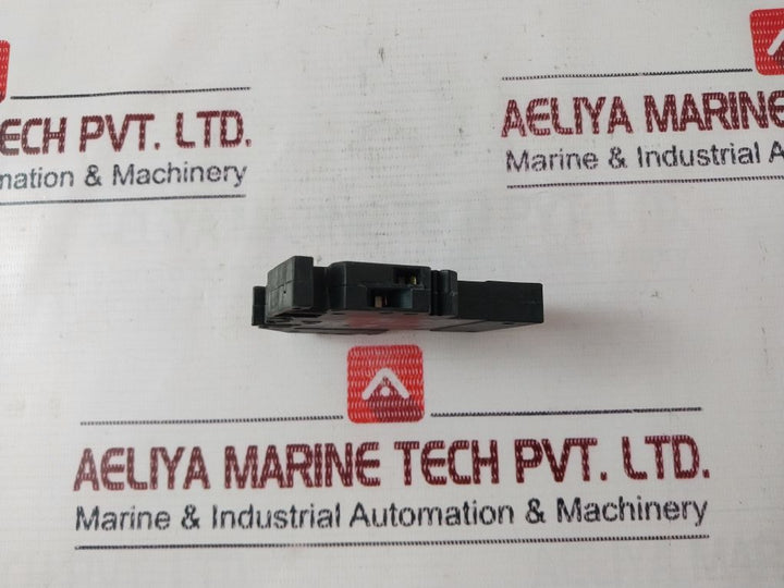 Lot Of 2X Phoenix Contact Tmc 1 M1 100 10.0A Thermomagnetic Device Circuit Breaker