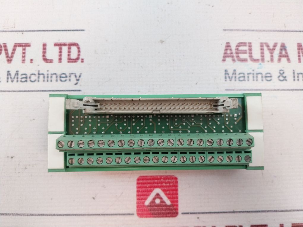 Phoenix Contact Um 45-flk50/Plc Varioface Module