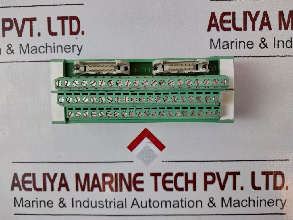 Phoenix Contact Um 45-sefe
