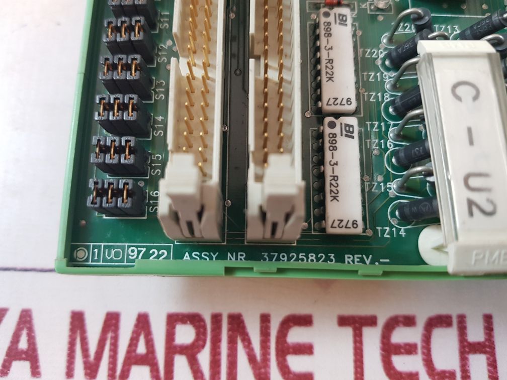 Phoenix klemmen 37925823 interface circuit board