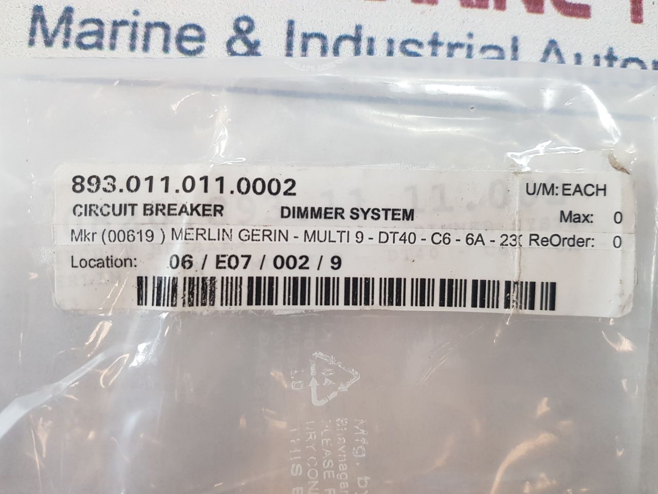 Merlin Gerin Dt40 Circuit Breaker 893.011.011.0002