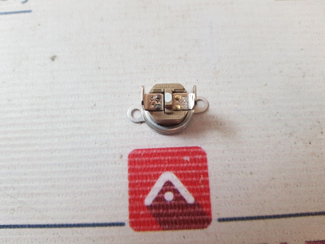 Klixon 1Nt08L-4283 Safety Thermostat