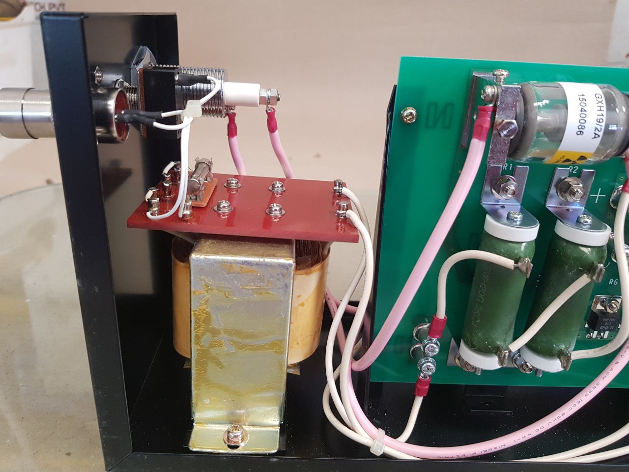 H.E. Igniter Unit