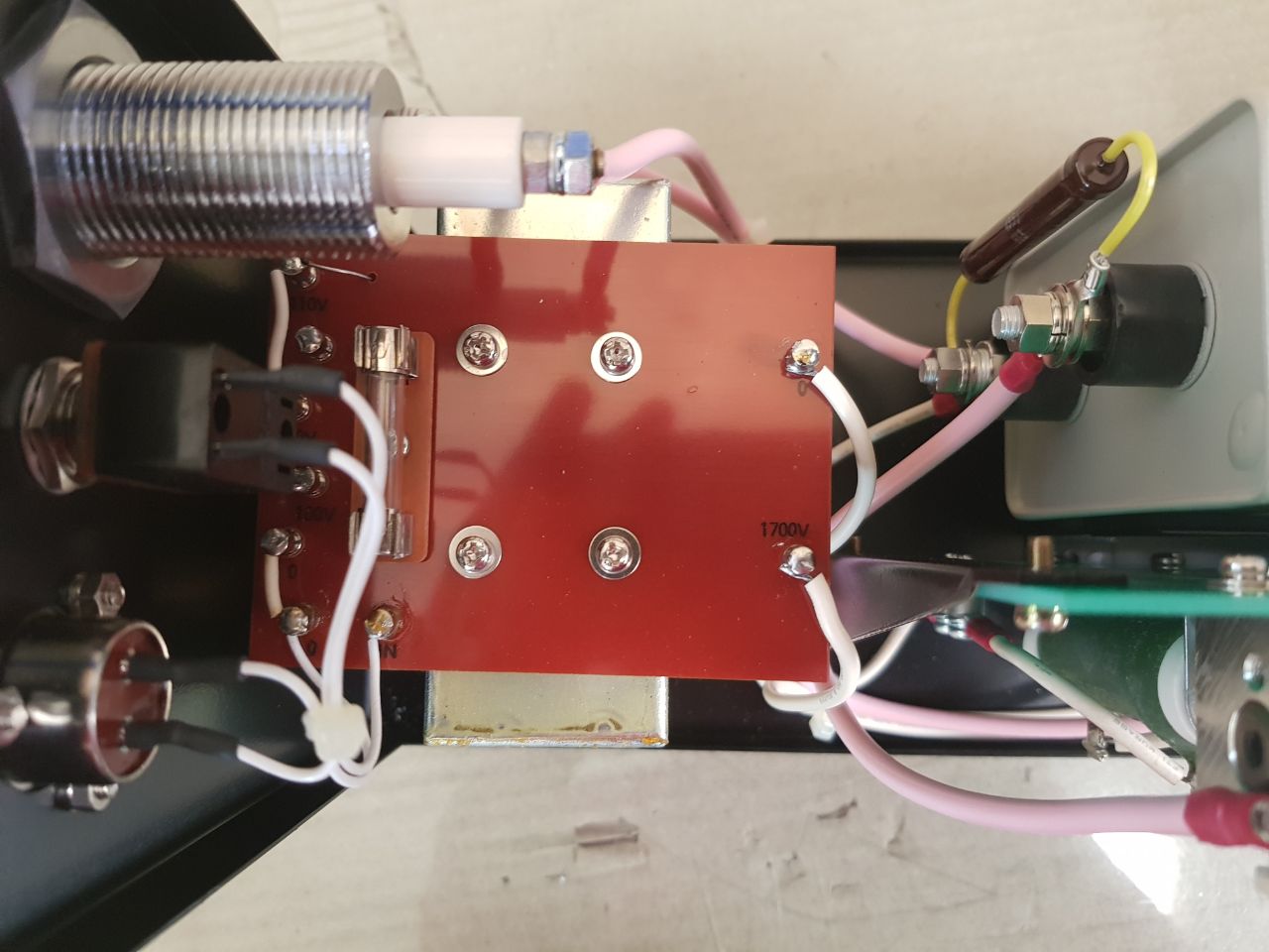 H.E. Igniter Unit