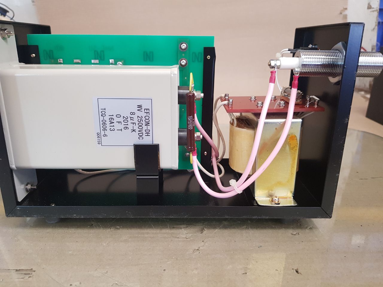 H.E. Igniter Unit