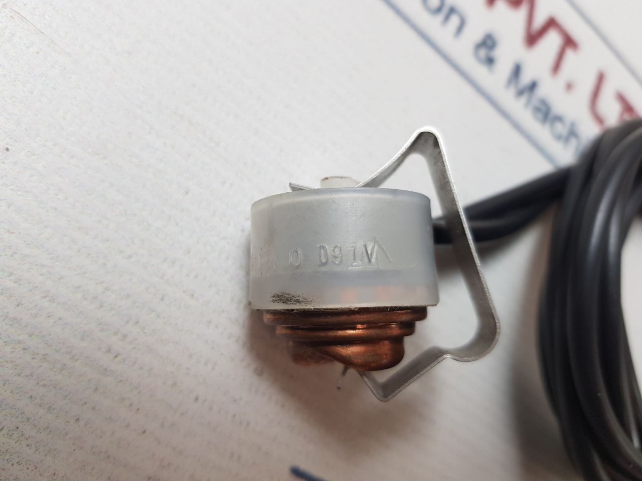 20640L43-623-c51 L120-4.0