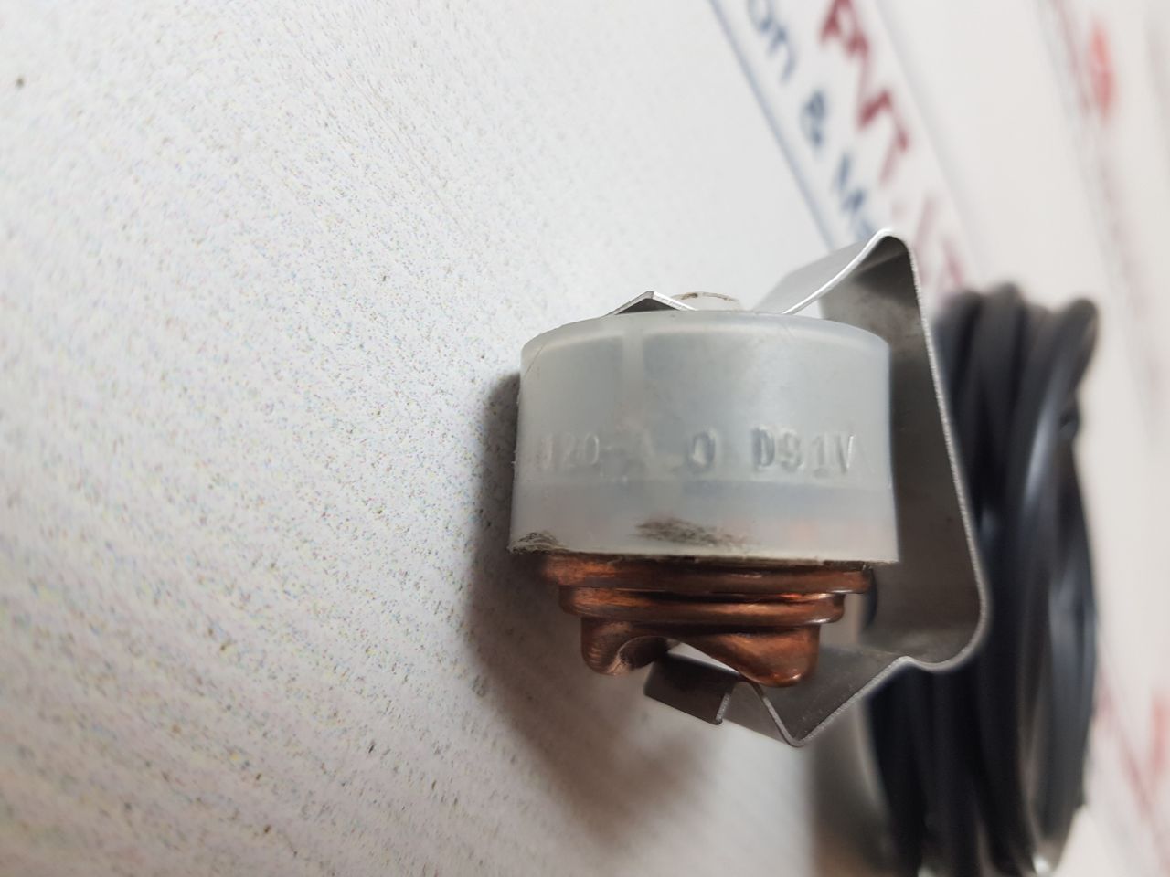 20640L43-623-c51 L120-4.0