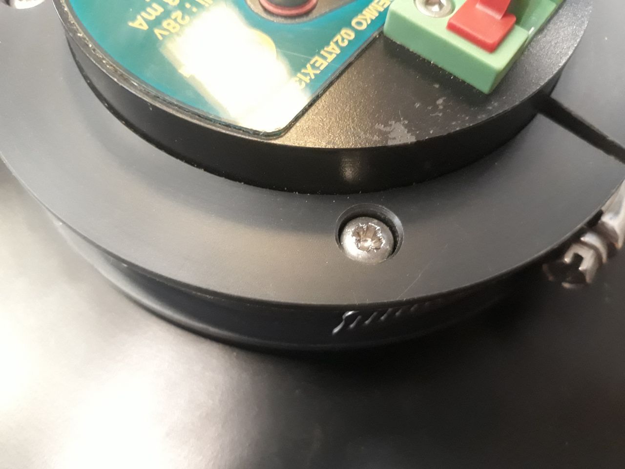 Electro-flow Controls M25X Analogue Gauge 28V