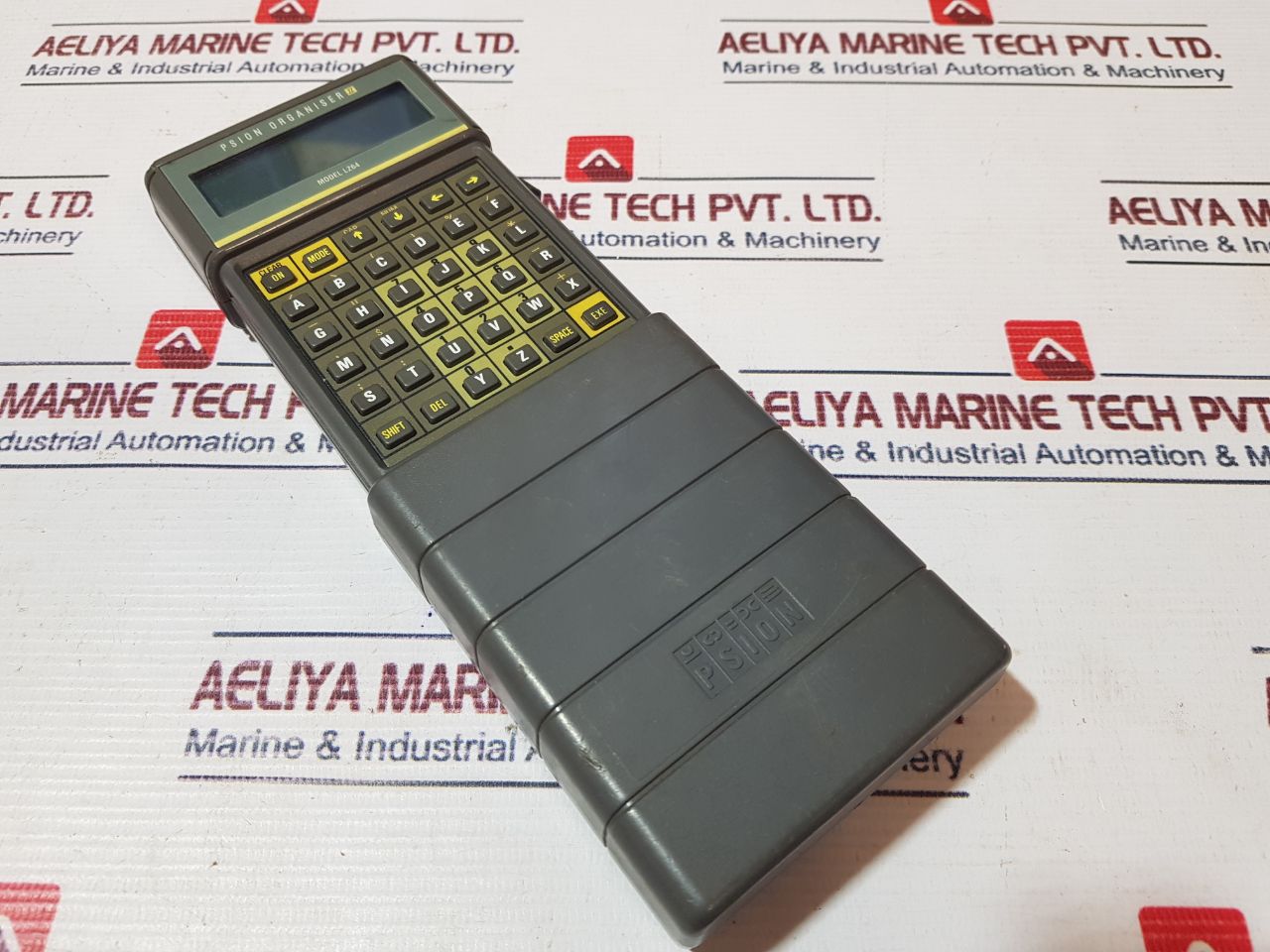 Psion Organiser II Lz64 Pocket Computer Set Cd600 (Without Battery)