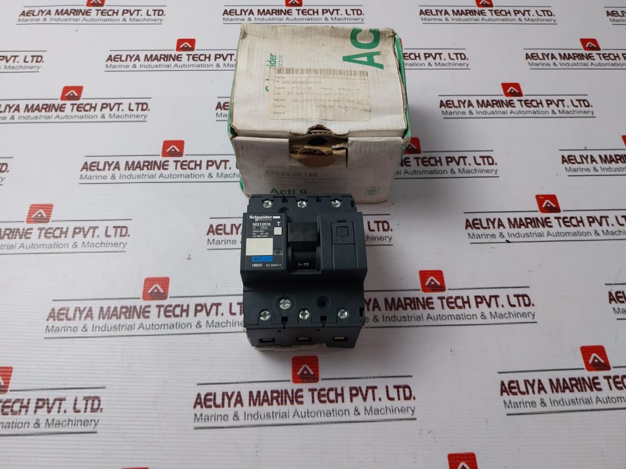 Schneider Electric Ng125N 3Pole Miniature Circuit Breaker 380/415V 25A 50/60Hz