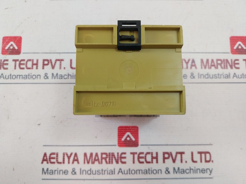 Pilz 474695 Safety Relay 24Vdc 3.5W