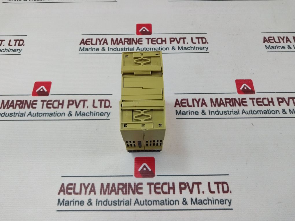 Pilz Pnoz Mm0P Safety Relay Base Unit 772000