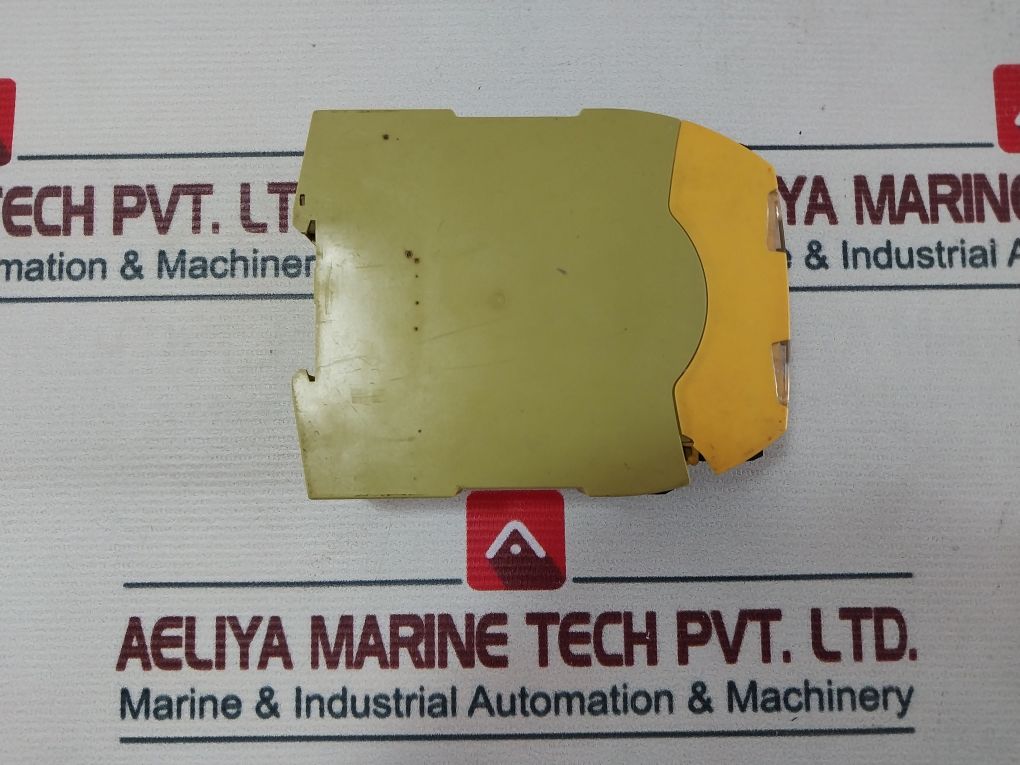 Pilz Pnoz Mm0P Safety Relay Base Unit 772000