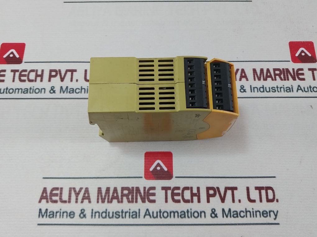 Pilz Pnoz Mm0P Safety Relay Base Unit 772000