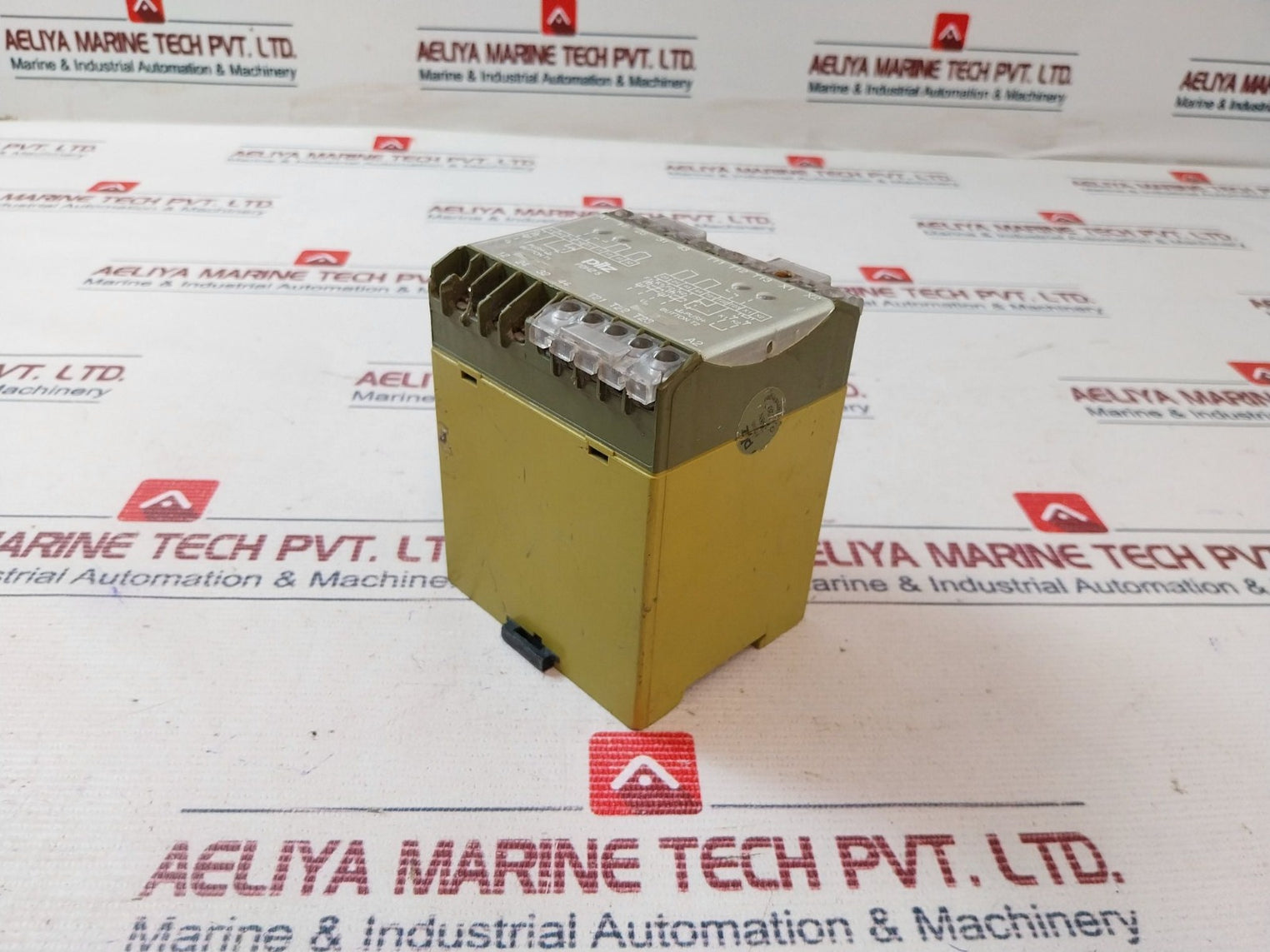 Pilz P2Hz 5 2S/2O Safety Relay 240V 5A