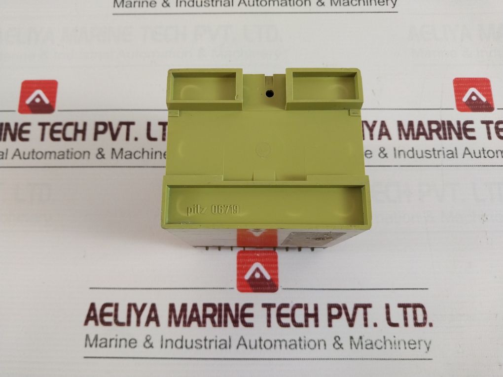 Pilz Pnoz 17753 Safety Relay 250/380Vac