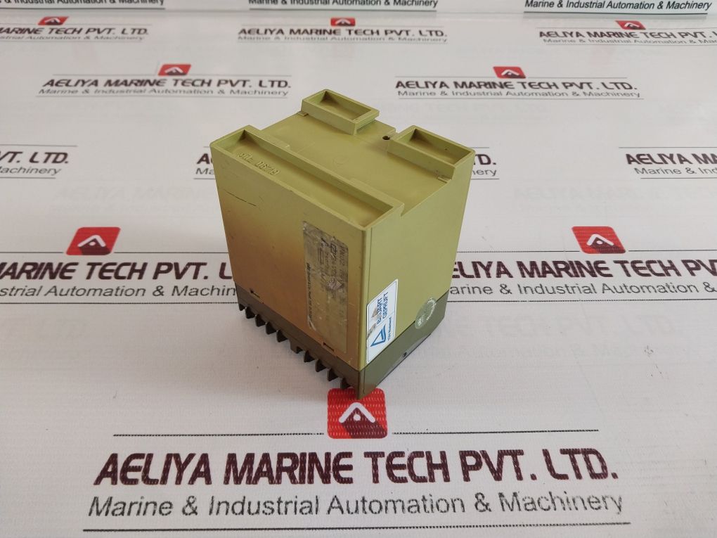 Pilz Pnoz 17753 Safety Relay 250/380Vac