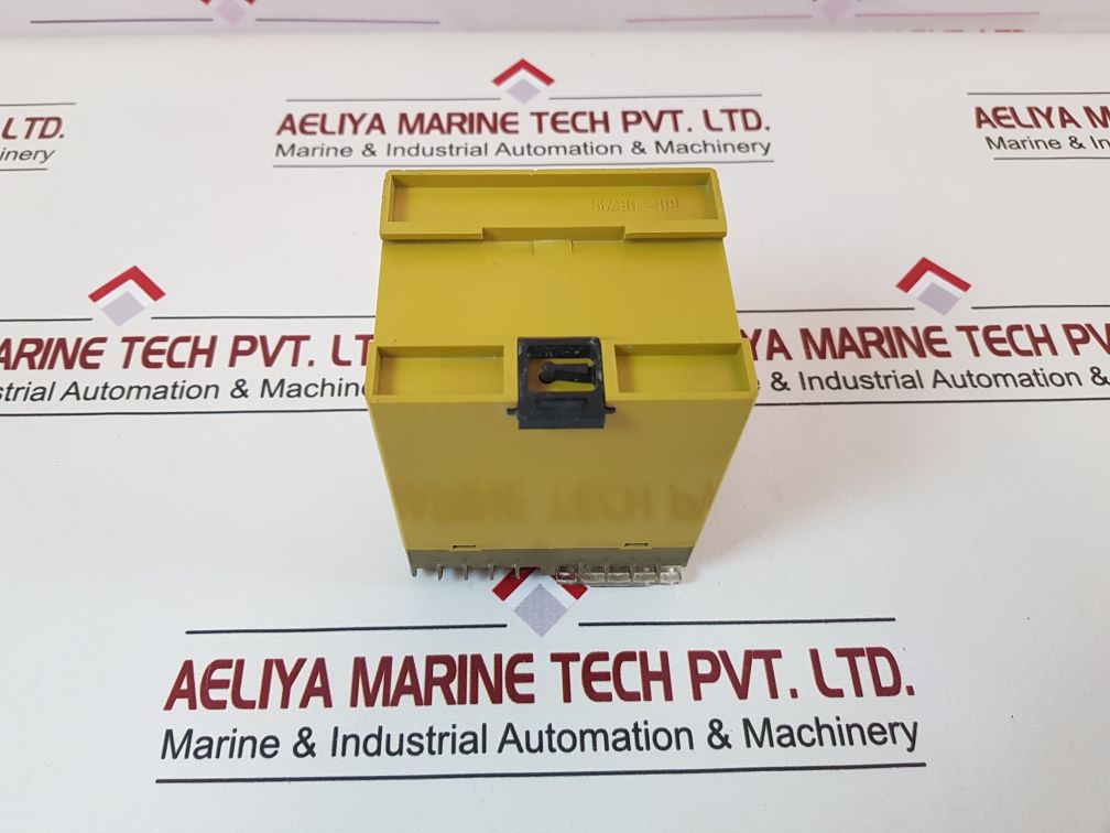 Pilz Pnoz 24Vdc 3S 1Ö Safety Relay 474695