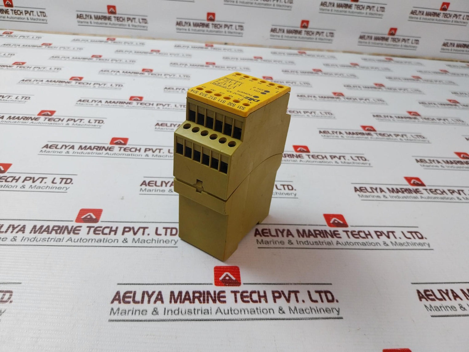 Pilz Pnoz X3 Safety Relay 120Vac/24Vdc 50-60Hz
